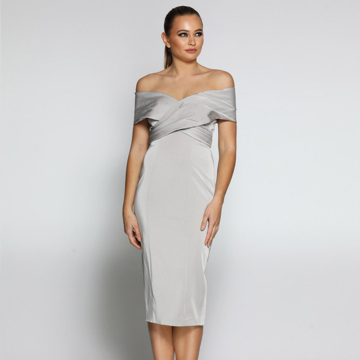 champagne maternity dress Shimmering Knit Rosette Backless Cami Maxi Madison Beer in a colorgrp-40879 UK Size:26