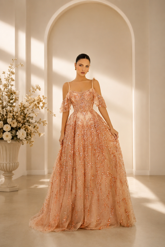 LUX003 The Evening Boutique