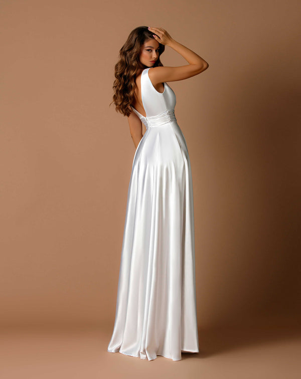 NBM1027 The Evening Boutique