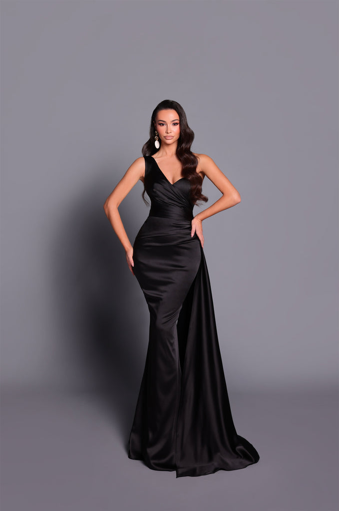 NBM2033 The Evening Boutique