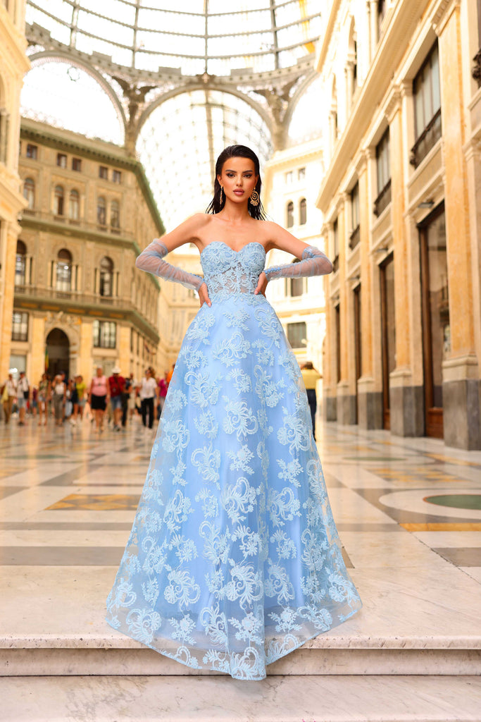 NC1014 The Evening Boutique