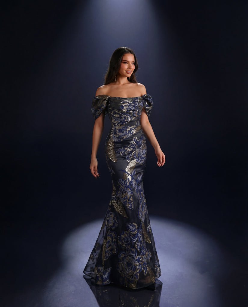 NC4084 The Evening Boutique