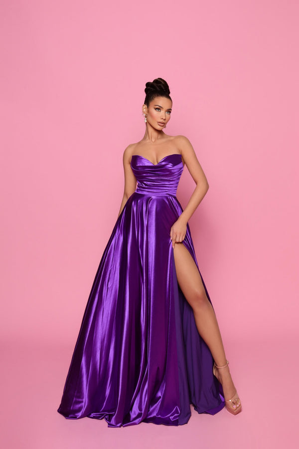 NP158 The Evening Boutique